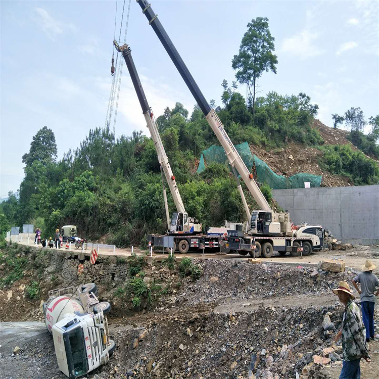 铜陵铜陵24小时应急道路救援吊装吊装现场实拍